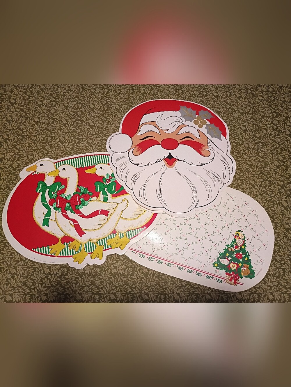 Vintage Christmas Placemat Set - Santa & Festive Geese
